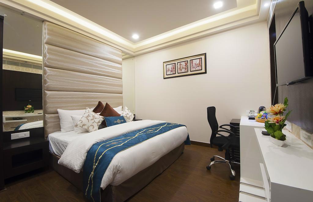 Hotel Taj Princess - Boutique Hotel Delhi  Kamer foto