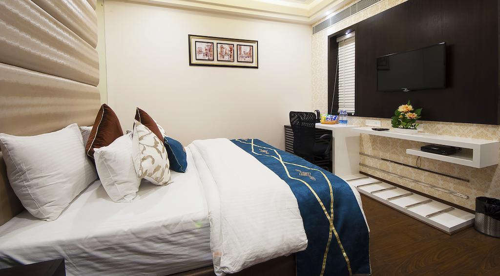 Hotel Taj Princess - Boutique Hotel Delhi  Buitenkant foto