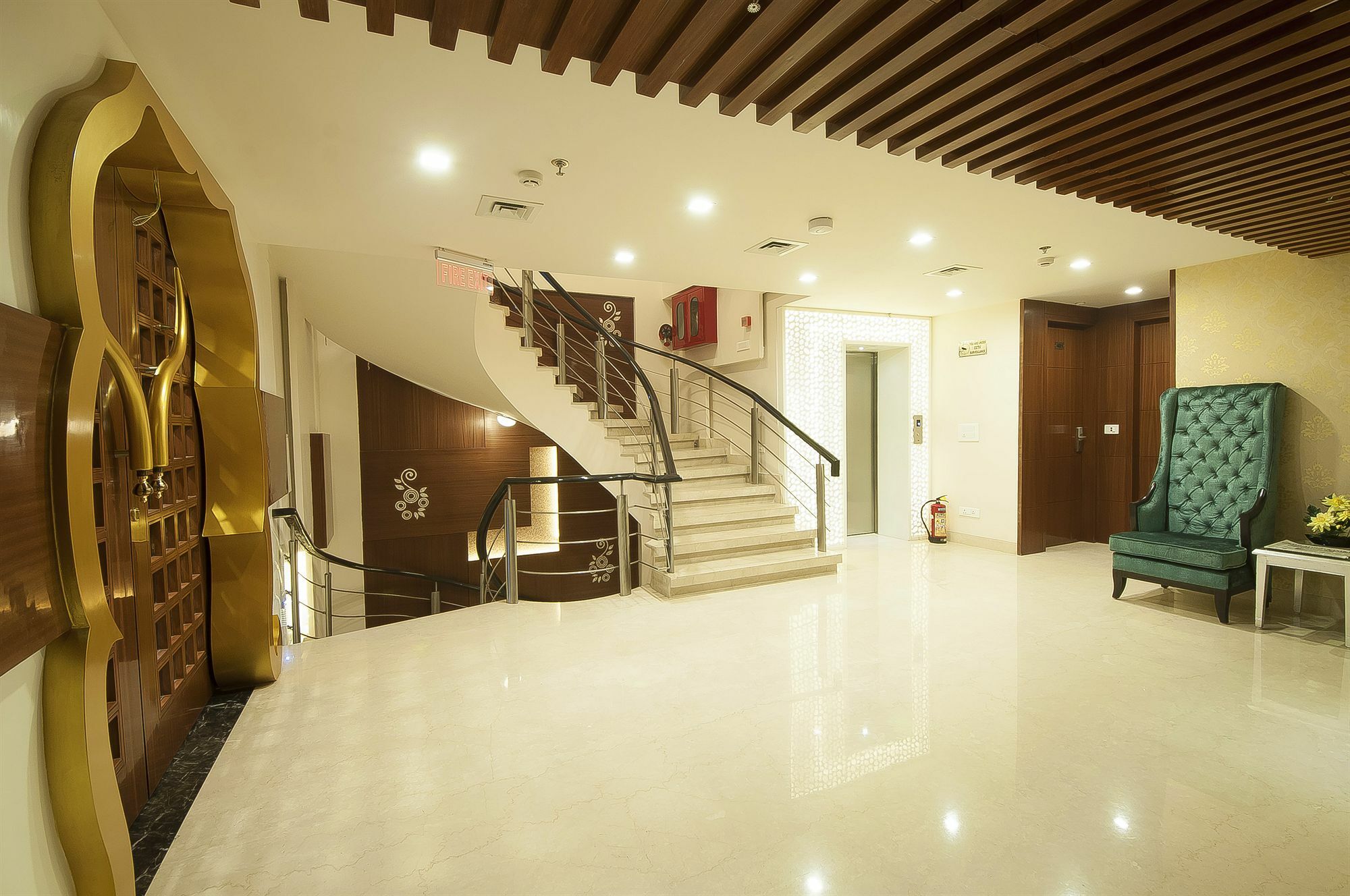 Hotel Taj Princess - Boutique Hotel Delhi  Buitenkant foto