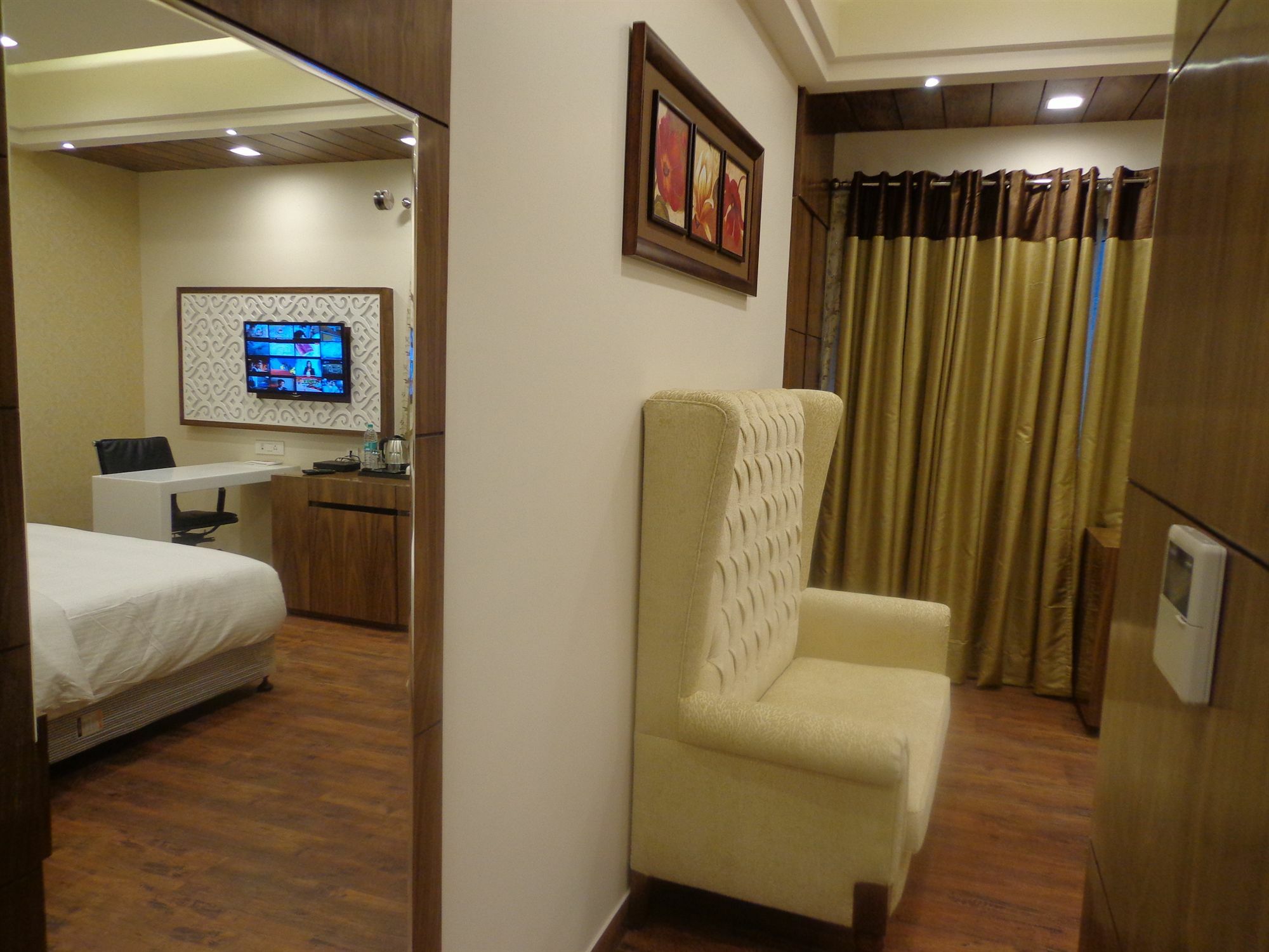 Hotel Taj Princess - Boutique Hotel Delhi  Buitenkant foto