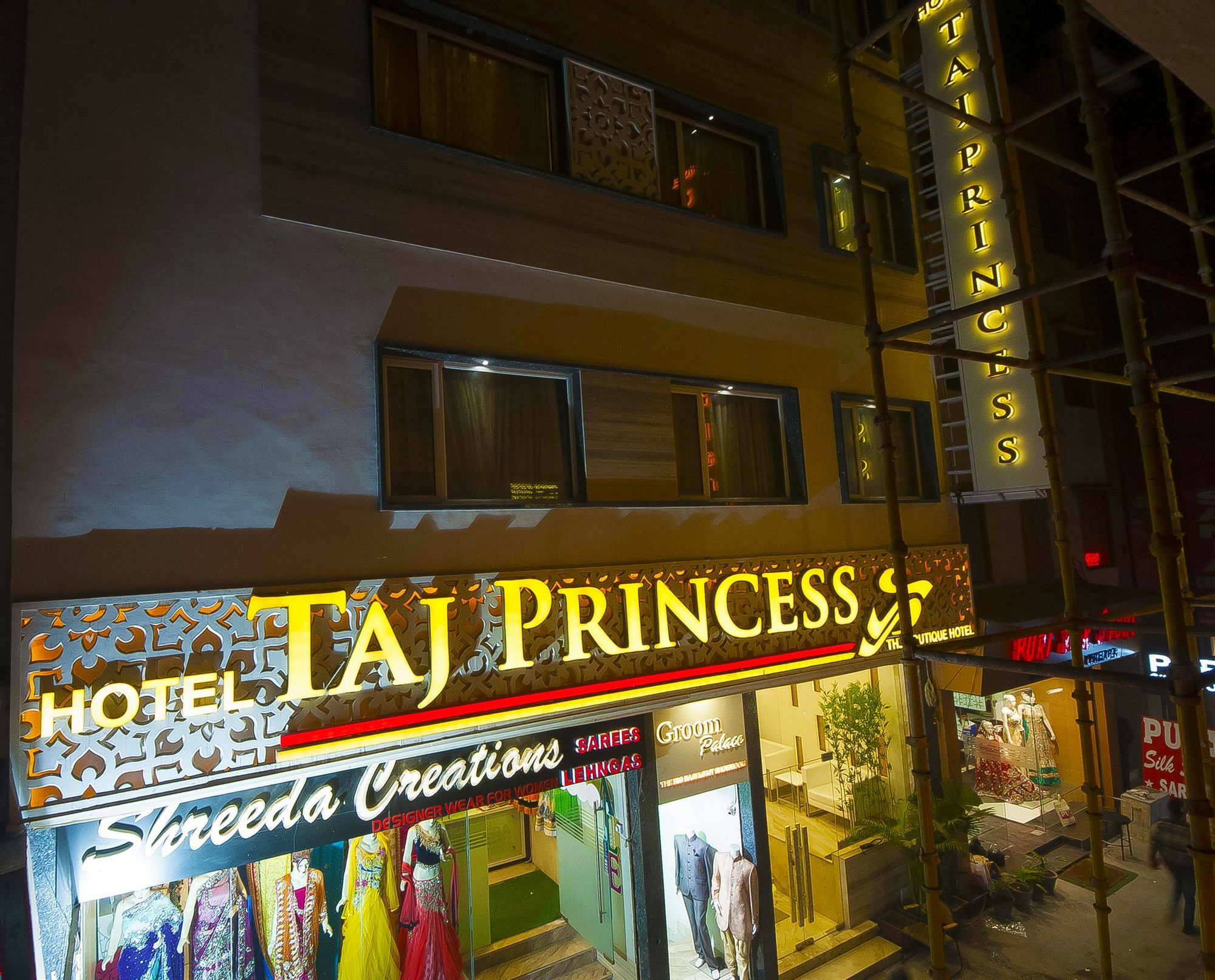 Hotel Taj Princess - Boutique Hotel Delhi  Buitenkant foto