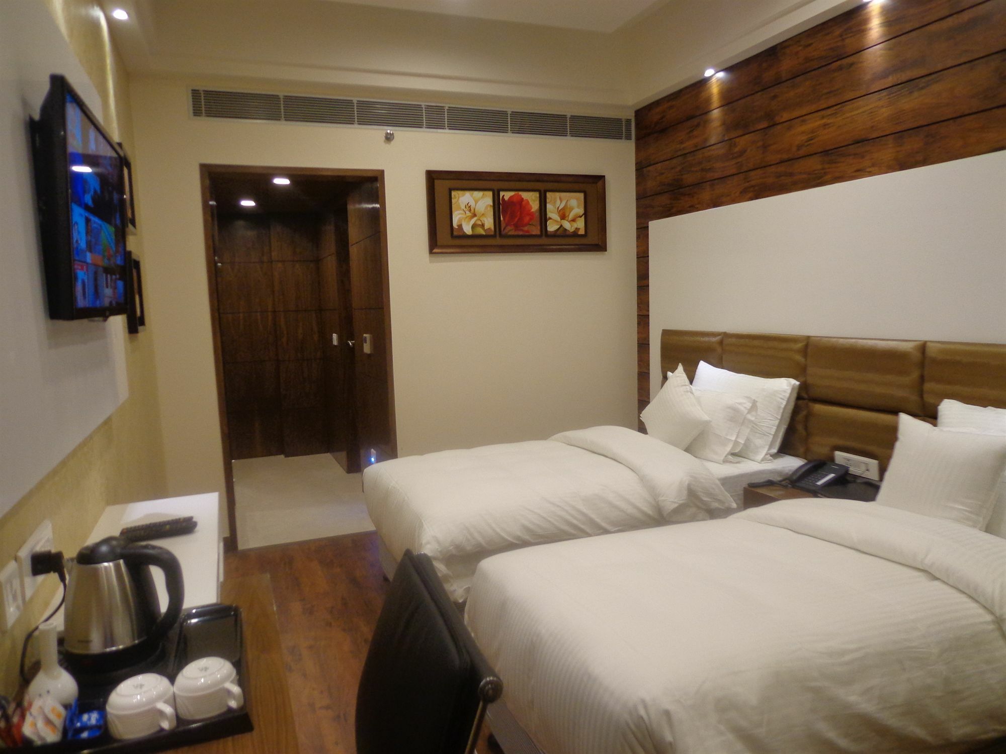 Hotel Taj Princess - Boutique Hotel Delhi  Buitenkant foto