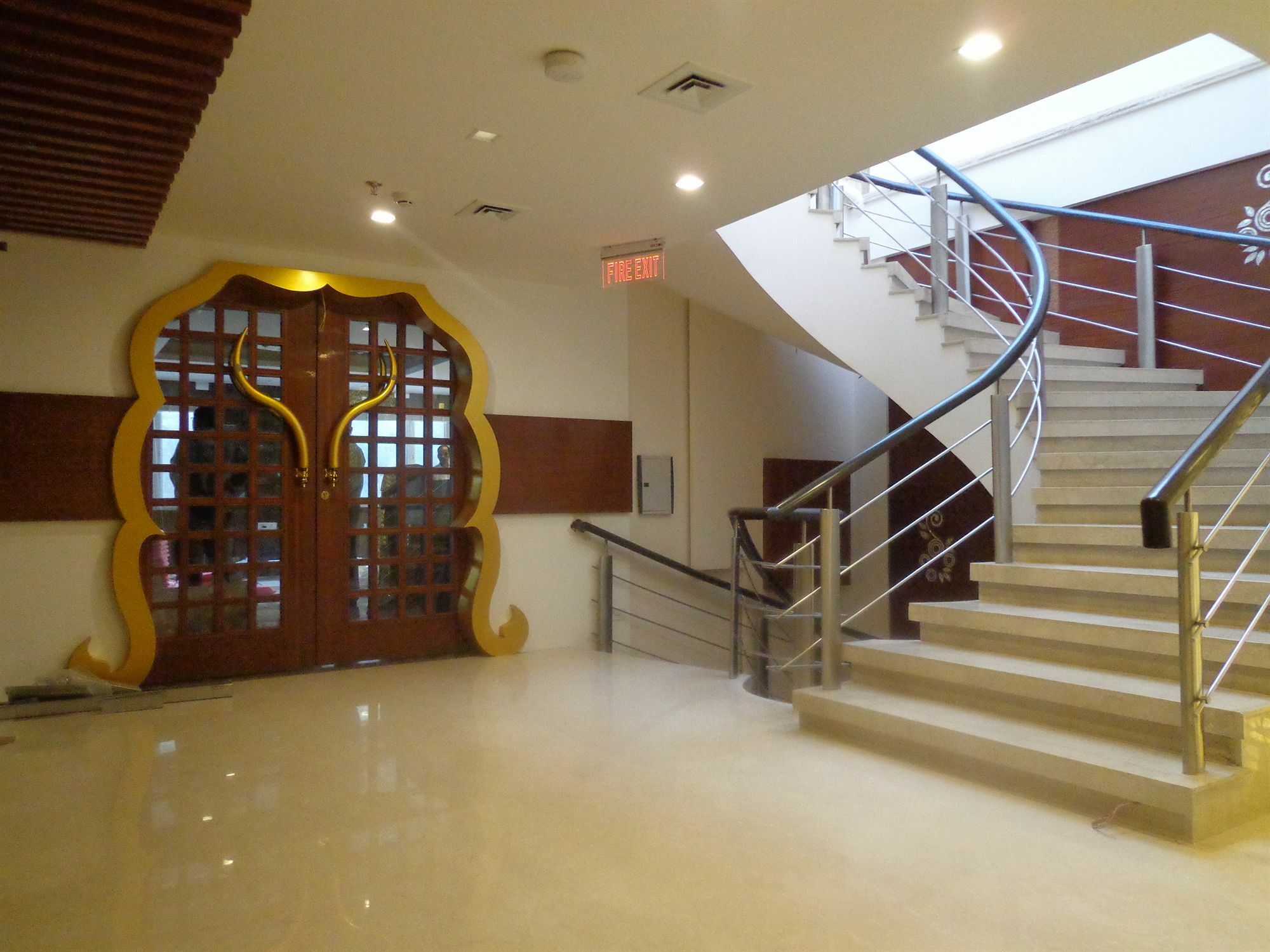 Hotel Taj Princess - Boutique Hotel Delhi  Buitenkant foto